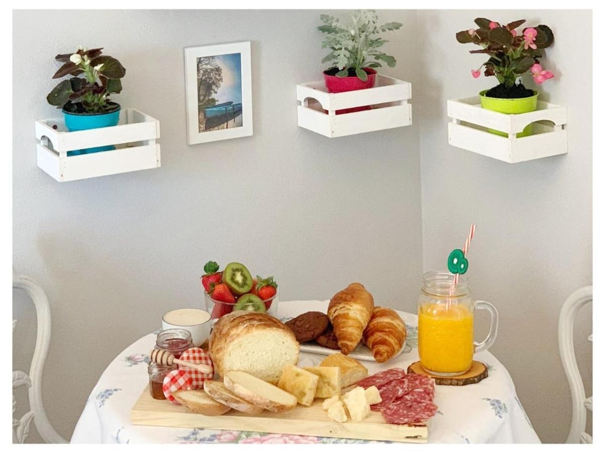 La Casina Bed & Breakfast Trecasali ภายนอก รูปภาพ